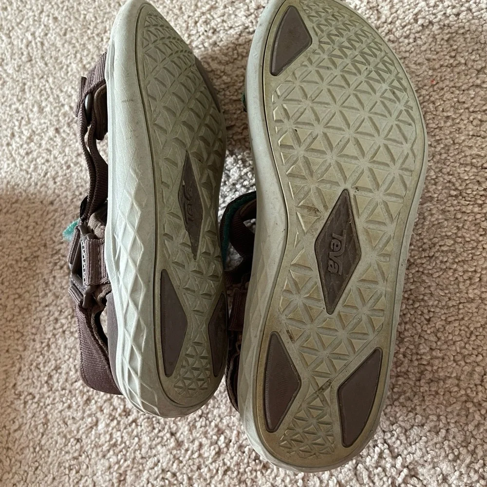 Teva Hurricane sandals - Picture 3 of 3